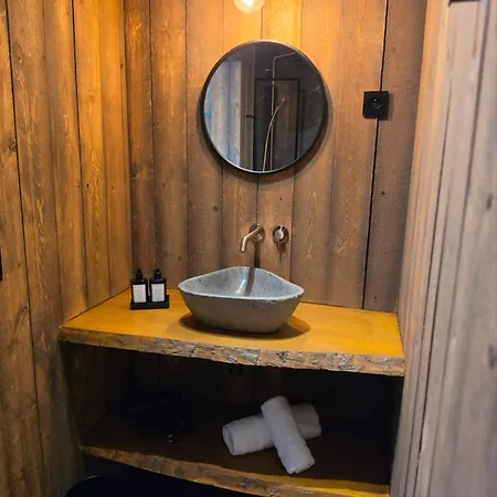 Story - Avec Bain Nordique A 2km De Pairi Daiza Lodge